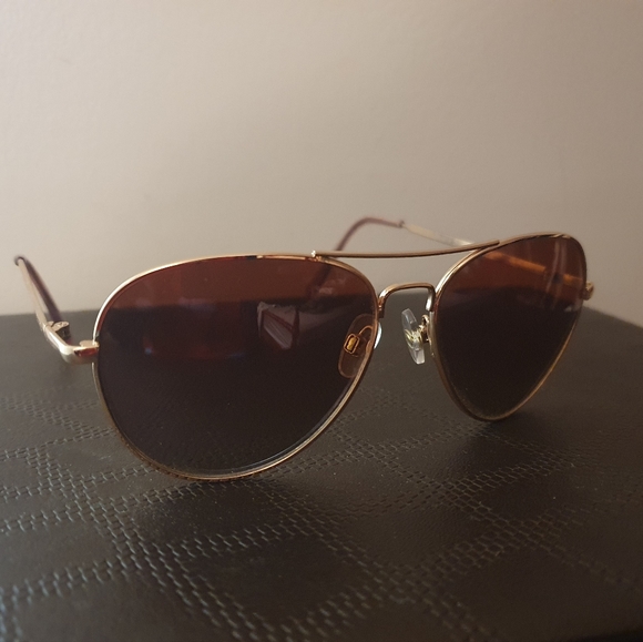 Quo Rose Gold Aviator Sunglasses - Picture 2 of 2